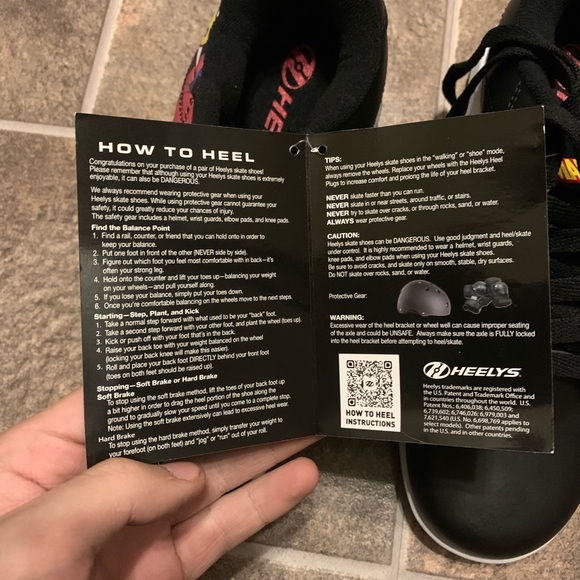 Heelys Skate Spiderman/Marvel Special Edition Shoes HES10496 - Picture 3 of 8